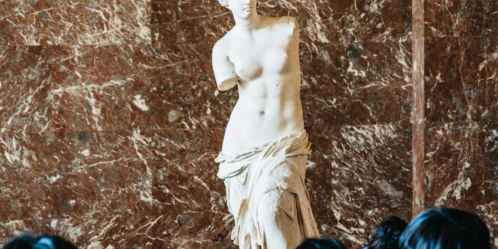 Louvre Museum Paris — tour experience image 8