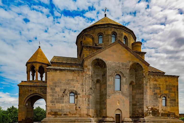 Depuis Erevan : La cathédrale d'Echmiadzin et le temple de ZvartnotsVisite privée avec guide