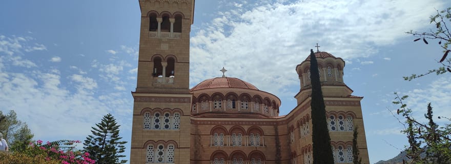 Égine : visite du monastère d'Agios Nektarios et de Paliachora