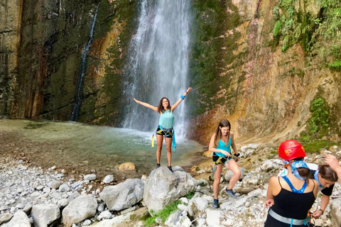 Patras: Escursione all&#039;alba a Panachaiko con colazione e cascata