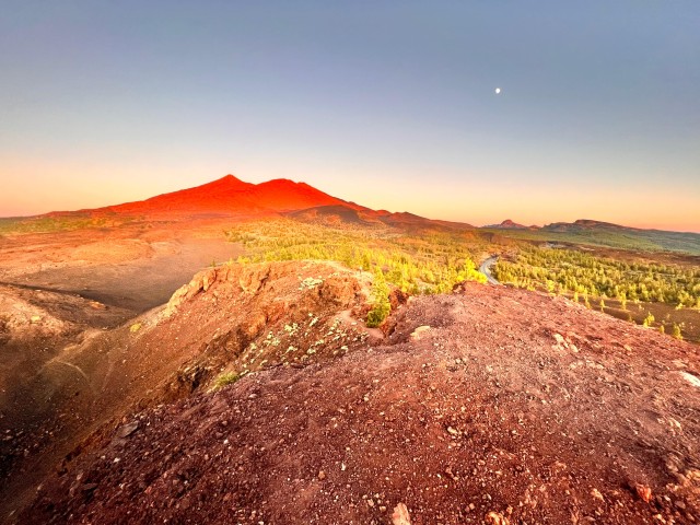 Visit Sunset and stars, Parque nacional del Teide in Teide National Park