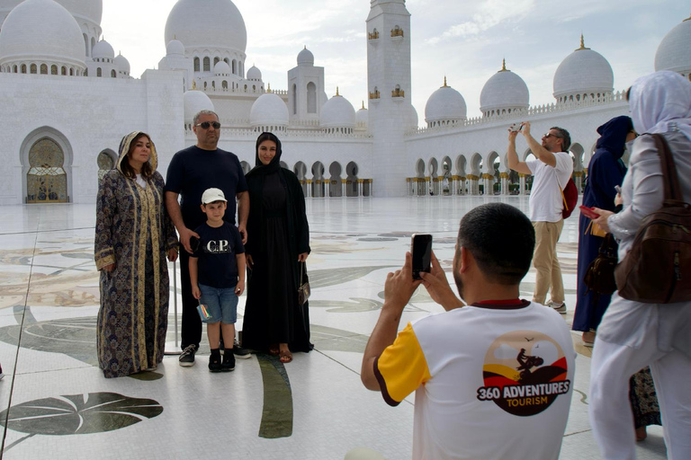 Excursão a pé por Abu Dhabi: Qasr Al Watan e Mesquita Sheikh Zayed