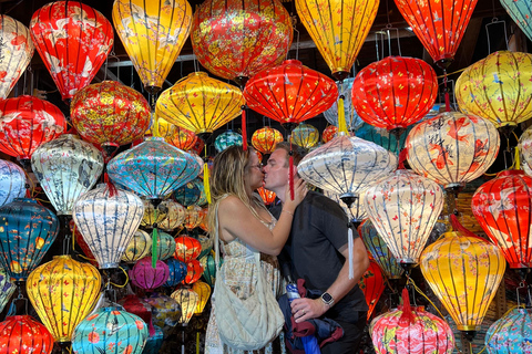 Descubre la ciudad antigua de Hoi An por la nocheDescubre Hoi An de noche