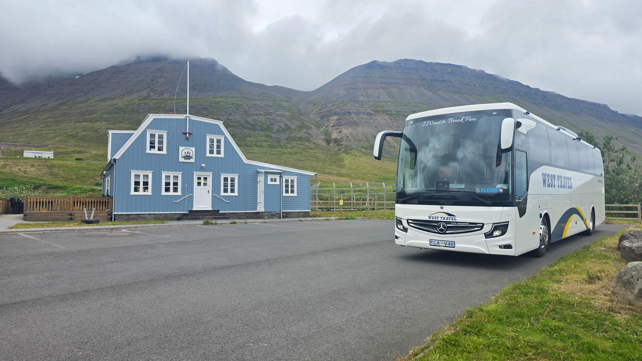 Ab Isafjördur: Geführte Bustour zum Polarfuchszentrum