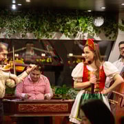 Budapest: Crociera con cena a base di Prosecco e musica dal vivo