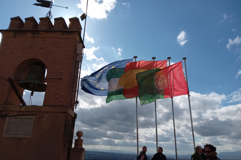 Granada: Alhambra, Alcazaba, and Nasrid Palaces Tour GRANADA. Alhambra with Nasrid palaces, Generalife, Alcazaba