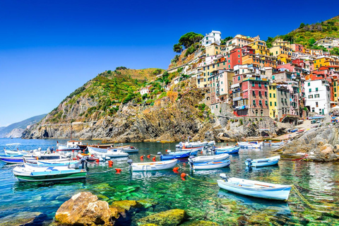 From Florence: Cinque Terre Day Trip with Boat Ride