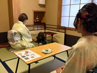 Tokio, ceremonia genuina del té, aderezo de kimono y fotografía - Housity