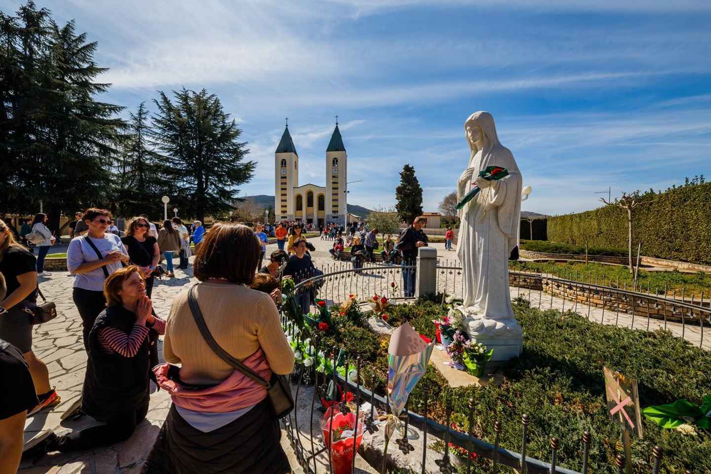 From Dubrovnik: Međugorje Pilgrimage Small-Group Experience