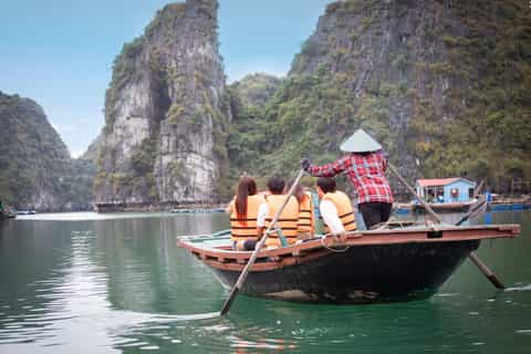 Hanoi: Bai Tu Long Bay Day Cruise with Cave, Kayak & Lunch - Image 3