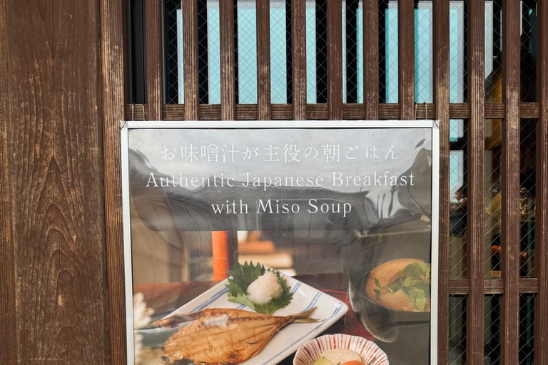 Kanazawa: Authentic Morning Breakfast & Higashi Chaya Walk