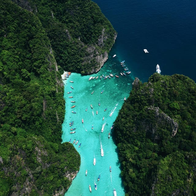 Phuket: tour en lancha motora por islas Phi Phi y Khai con almuerzo