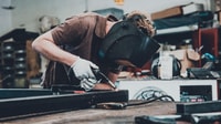 Welding course in Kliemannsland, Build garden table/bench - Housity