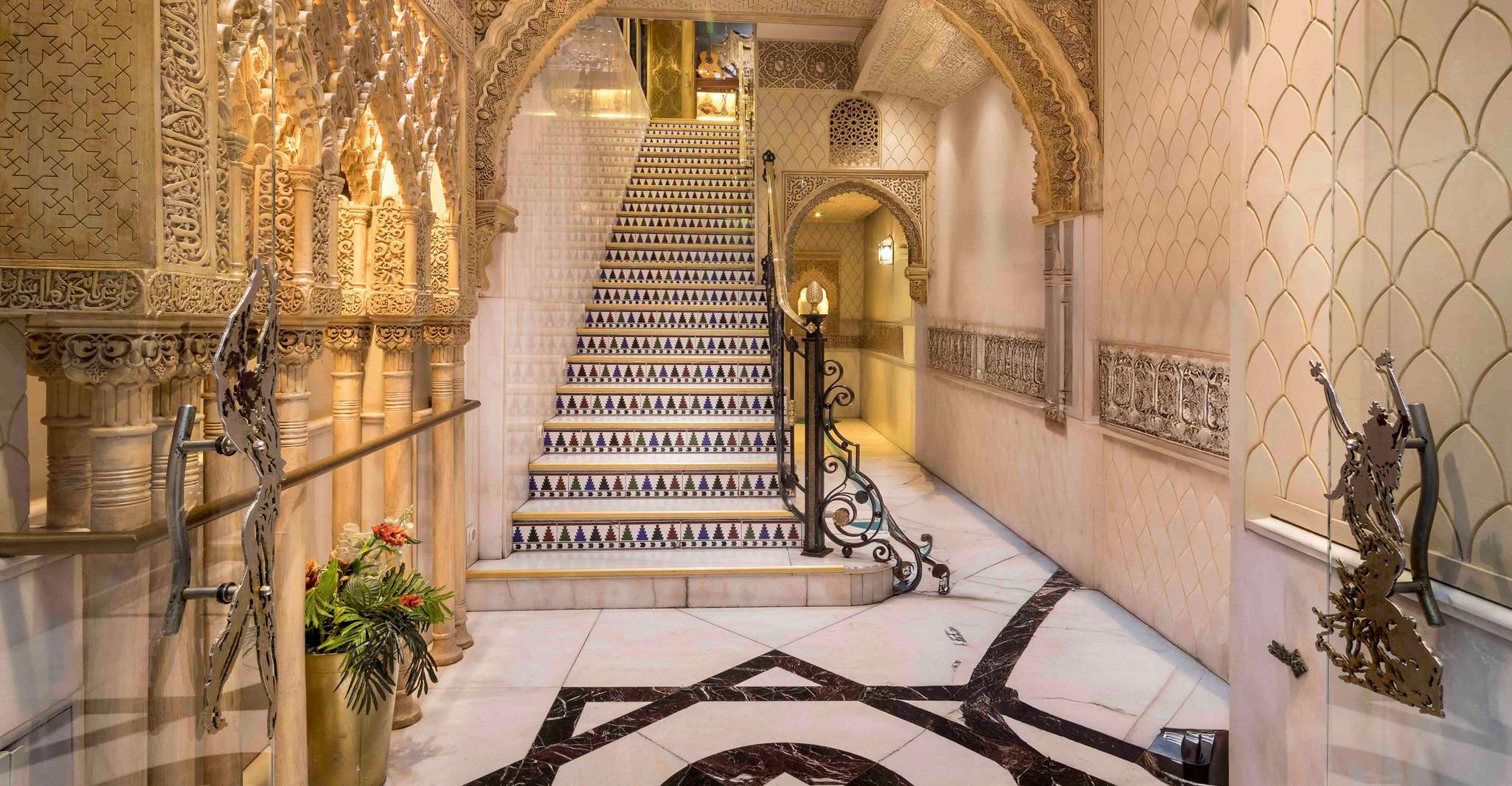 Barcelona: Tablao Flamenco Cordobes with Food/Drink Options photo 8