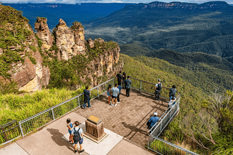 Sydney: Blue Mountains Day Tour with Scenic World Ticket Join in Benz Group ( Group of 13 )
