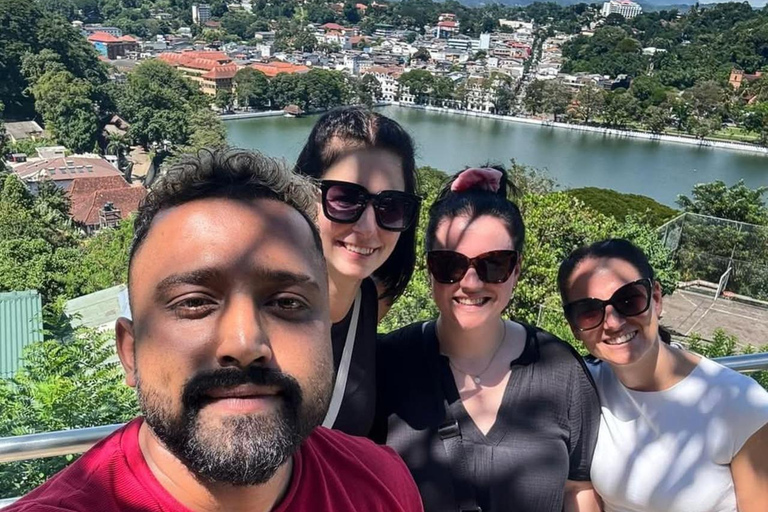 Kandy: Temple of Tooth, Train Ride, & Cave Waterfall Tour