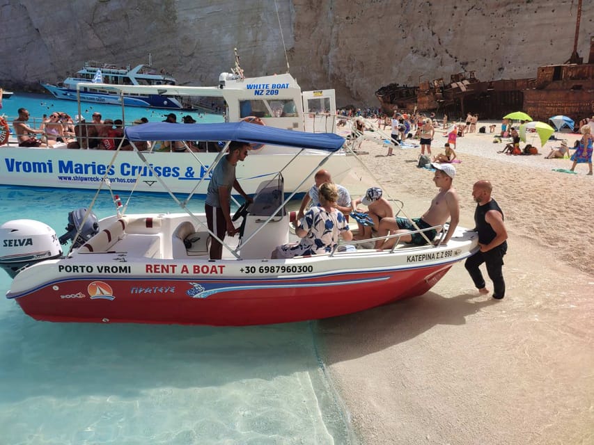 Shipwreck and Caves private boat rental - Housity
