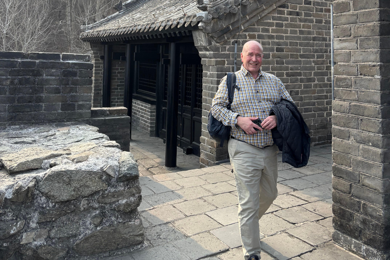 Beijing: Mutianyu Great Wall & Changling Tomb Private Tour transfer to Mutianyu Greatwall with tickets