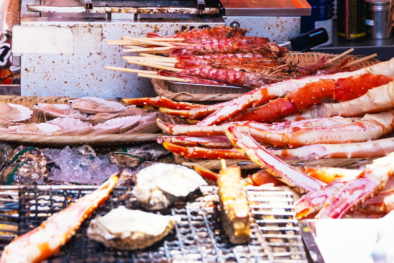 Tsukiji Market: Private Tour with a Local Guide