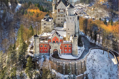Munich: Zugspitze, Eibsee & Neuschwanstein. Private Tour