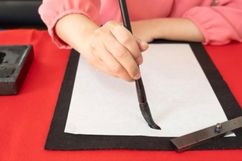 Kyoto: Zen Calligraphy Scroll Workshop