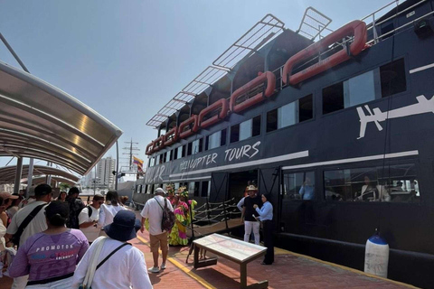 Helicopter Flight Over Tierra Bomba, VIP Bay Tour, Lunch, and Open Bar Helicopter Flight in Tierra Bomba Tour Bahía VIP, Lunch and Open Bar