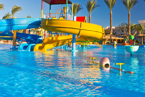 Aqaba:Water Park Entry Ticket mit Mahlzeit &amp; Transfer für 1 Weg