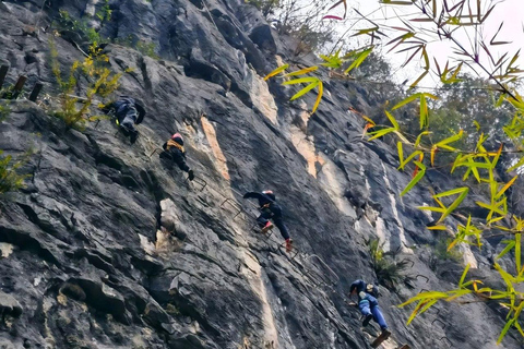 From Guilin: Yangshuo Rock-climbing & River-tracing Tour
