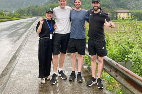 Von Hue aus: Botanischer Garten, Phong Nha Höhle und Dunkle Höhle Tour