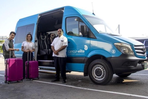 Aéroport de Cancun : Transport aller-retour privé.De l'aéroport de Cancun à Puerto Morelos