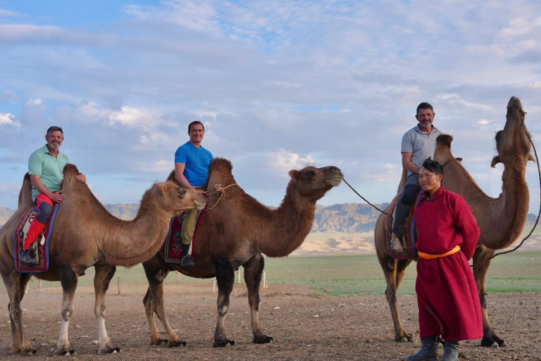Nomadic Mongolia: Gobi, Steppe & Heritage Tour