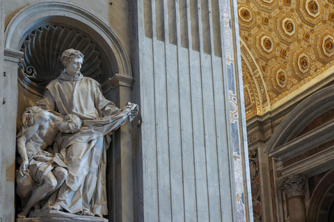 Rome: St. Peter’s Basilica & Underground Tombs Tour Group Tour in French