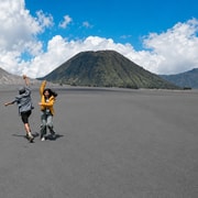 Bromo Sunrise/Sunset Experience with Lingkaran Space