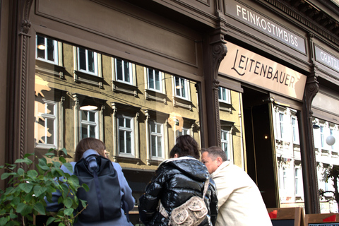 Tour degli stand di würstel viennesi con degustazioniTour delle bancarelle di salsicce viennesi in tedesco