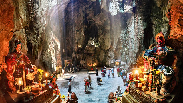 From Hoi An/Da Nang: Marble & Monkey Mountains Private Tour