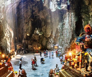 From Hoi An/Da Nang: Marble & Monkey Mountains Private Tour