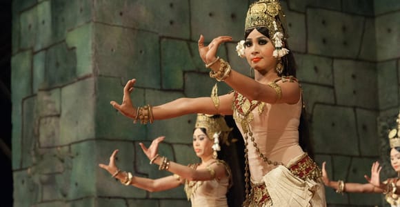 Dinner Show Apsara Dance, Pickup round trip included