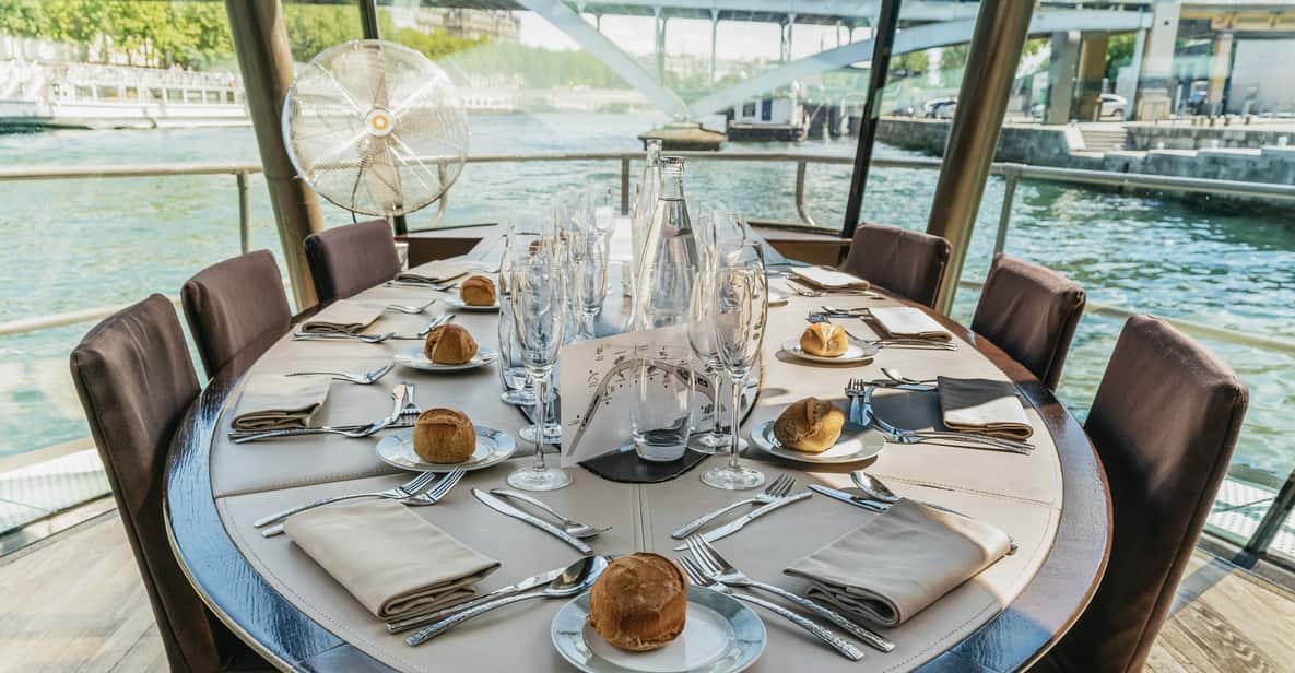 Afbeelding 10 van Parijs: rondvaart met 3-gangenlunchmenu vanaf de Eiffeltoren