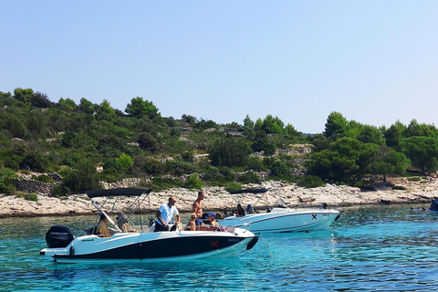 From Split or Trogir: Private speedboat tour to Blue Lagoon From Split or Trogir : To 3 Island Tour with Blue Lagoon