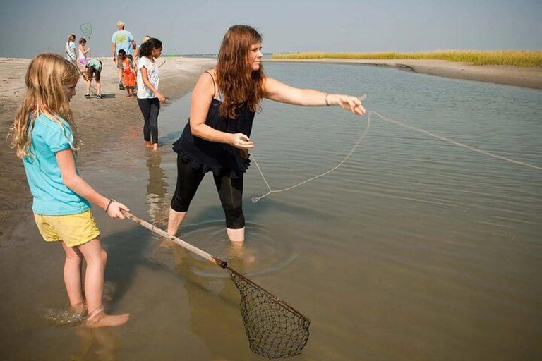 Charleston: Blue Crabbing Excursion with Crab Boil