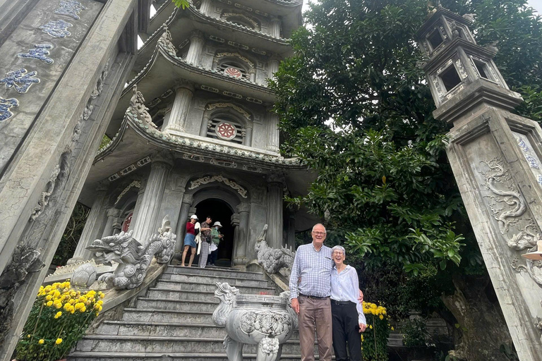 Avventura nella città di Da Nang: Cultura Storia Massaggio Tour privatoTour privato della città e del massaggio cieco in moto