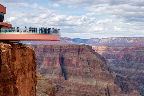 From Las Vegas: Grand Canyon West Rim Day Trip with Skywalk