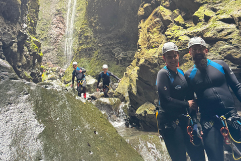 ماديرا: مغامرة ريبيرا فوندا المتقدمة للتجديف