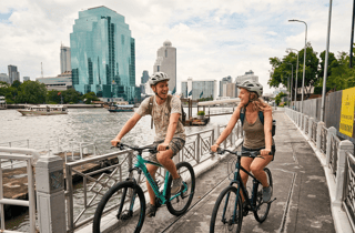 Bangkok: Historische Radtour am Chao Phraya mit Fährfahrt