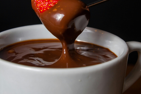 Bern: City Tour with Chocolate Fondue Experience