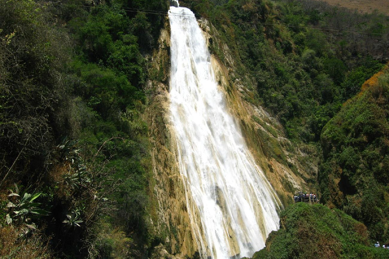 Las Lagunas de Montebello and Chiflón Waterfalls Tour: in Spanish