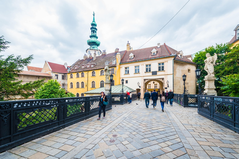Bratislava: Slovakia Castle Photography Tour & Wine Tasting