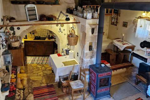 Crete: Private Apokoronas Villages Tour with Local Lunch