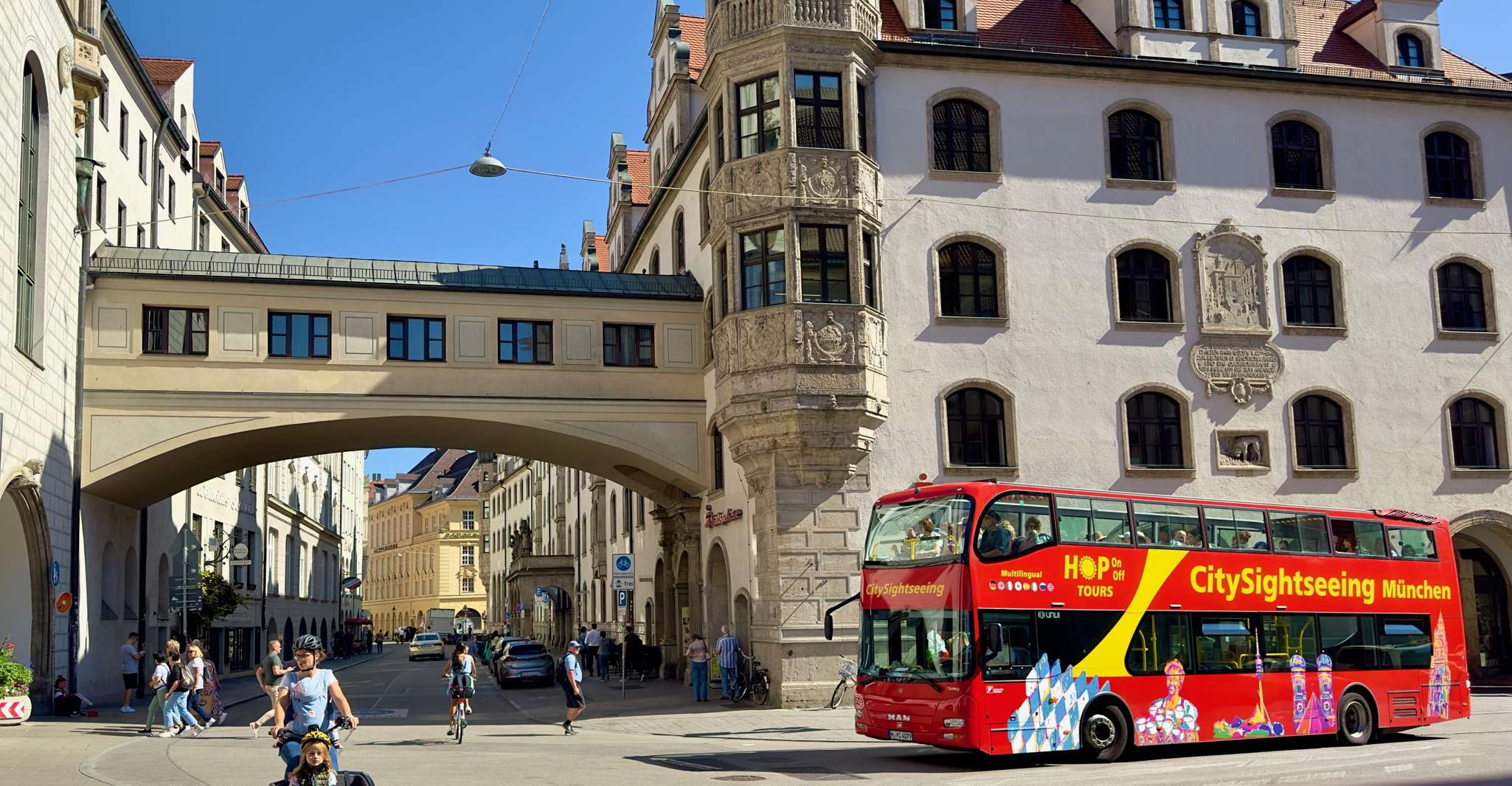 Munich Hop-On Hop-Off Tour, 1-Day or 2-Day Ticket - Housity