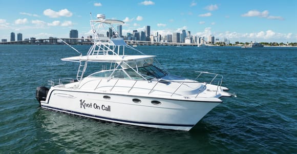 Valencia: Catamaran Boat Rental with Captain and Drinks